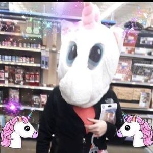 Meet your Posher, Angel